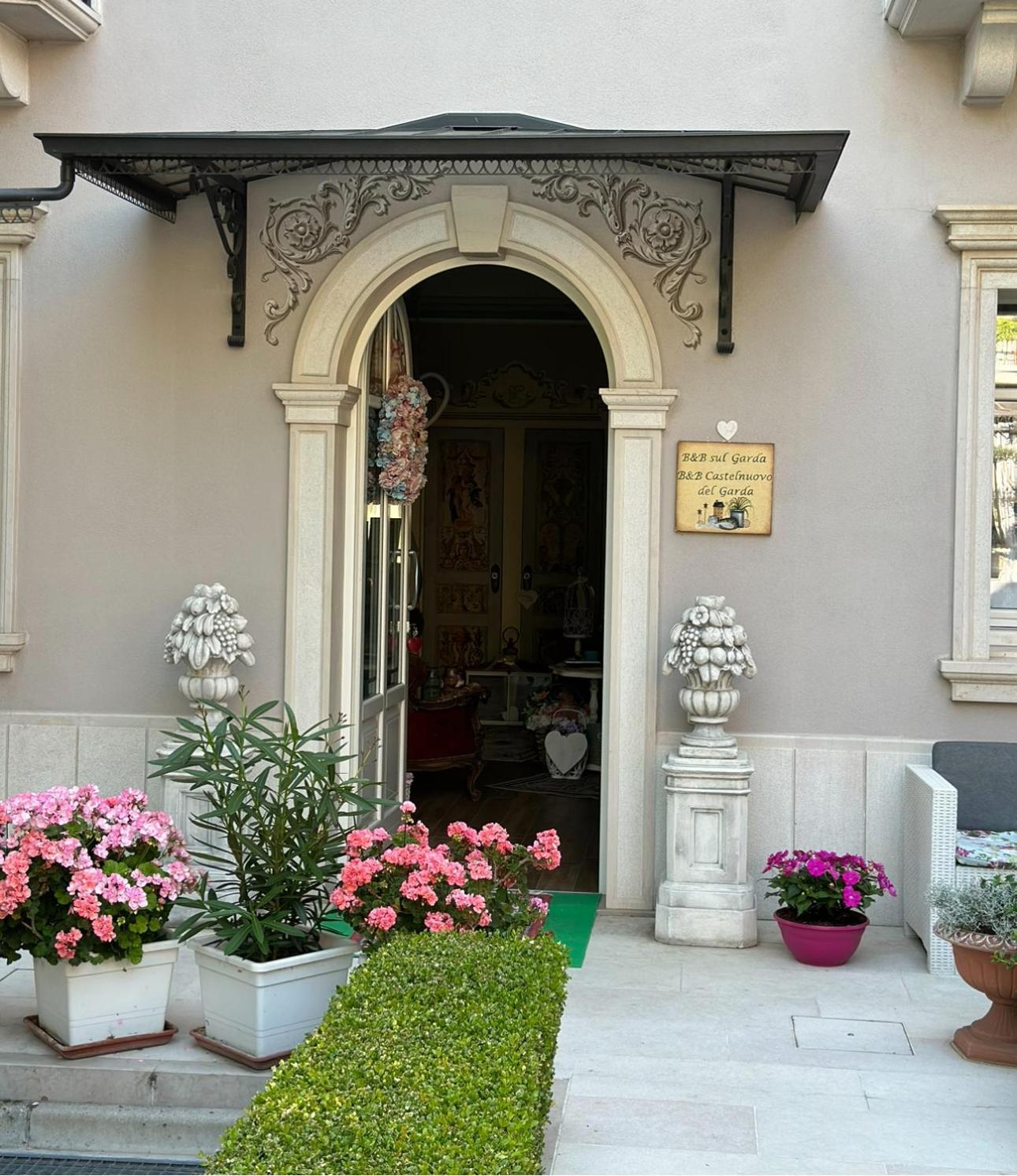 B&B Sul Garda Castelnuovo del Garda Exterior photo