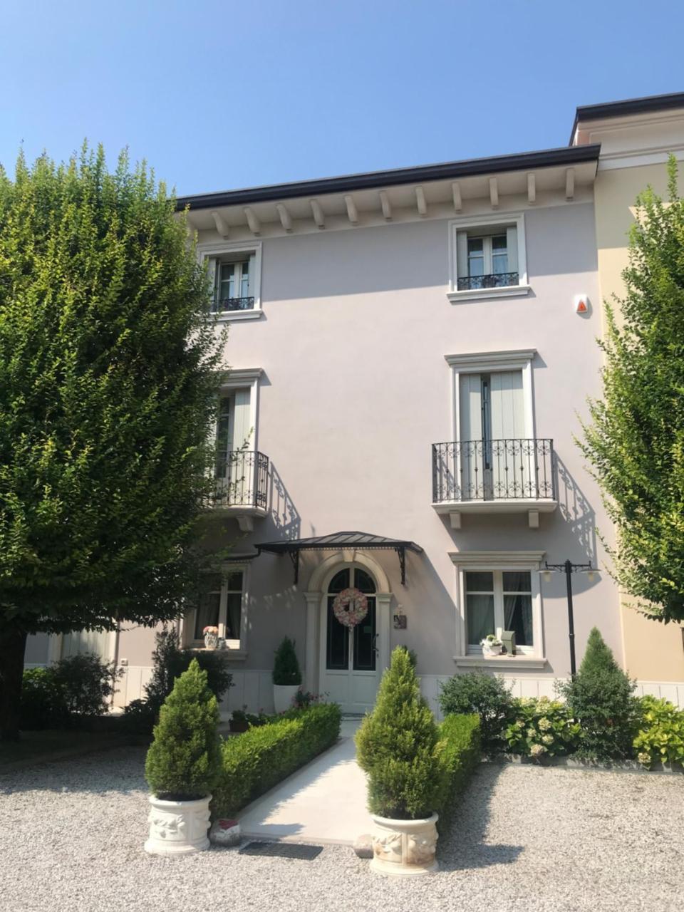 B&B Sul Garda Castelnuovo del Garda Exterior photo